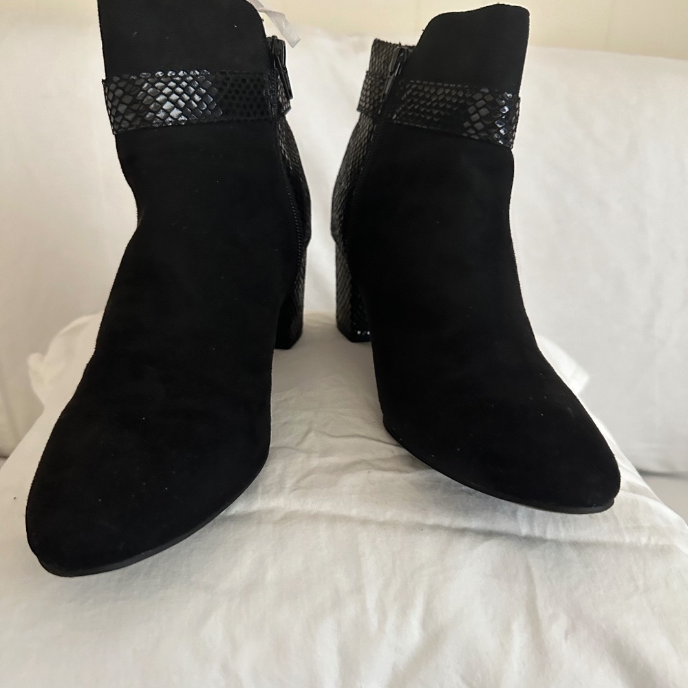 KAREN SCOTT Ivyy Mixed-Media Booties